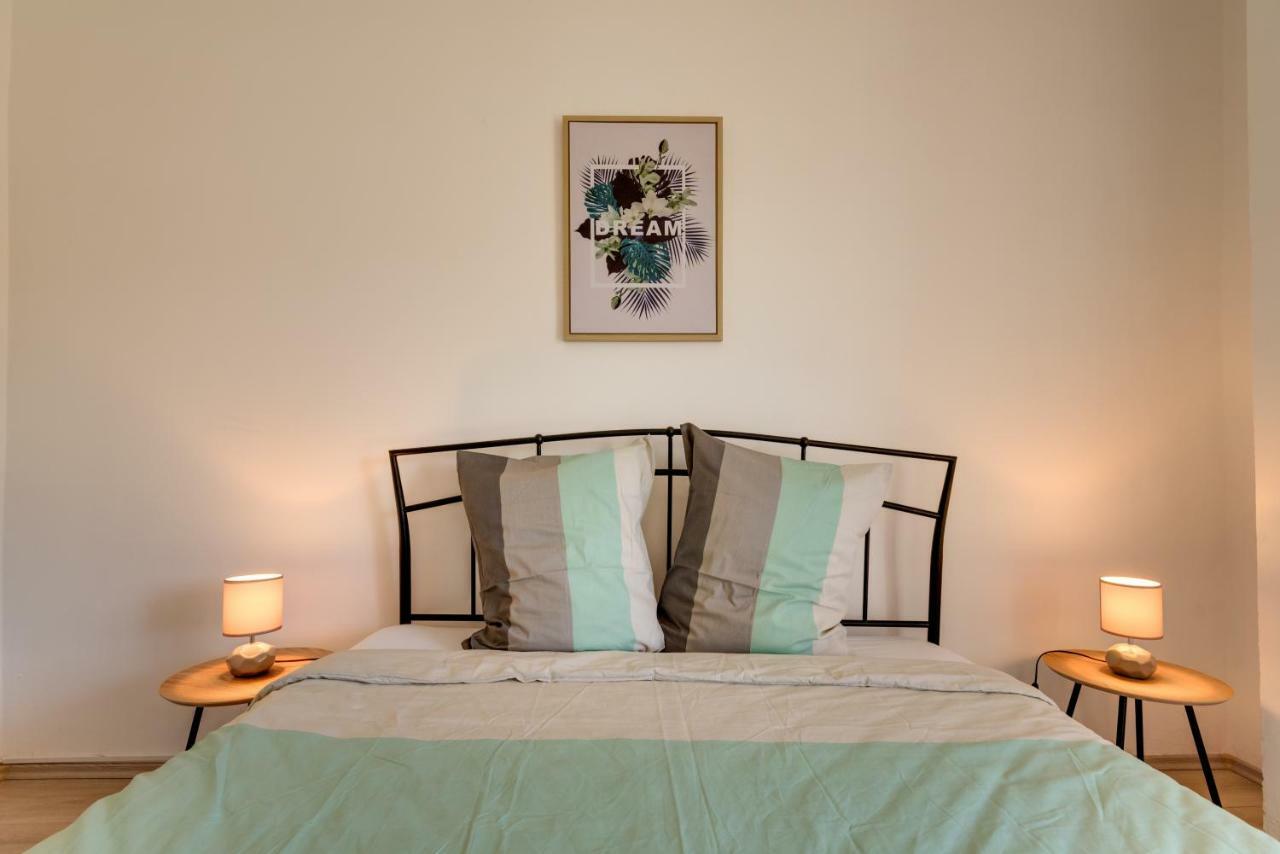 Cozy Apartment Stana In Grebastica Šibenik Eksteriør billede